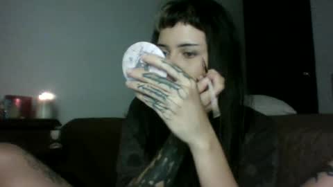 doll_dollys_ online show from 06/17/26, 12:46