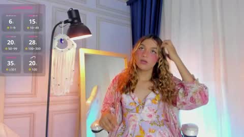 doll_isa_ online show from 09/19/25, 07:47