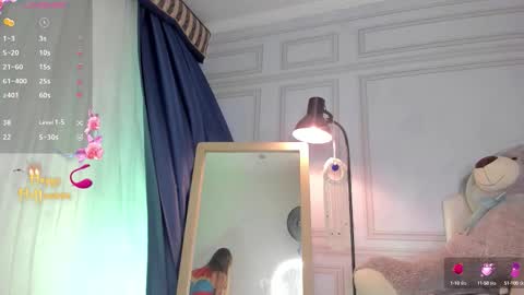 doll_isa_ online show from 10/08/25, 08:06