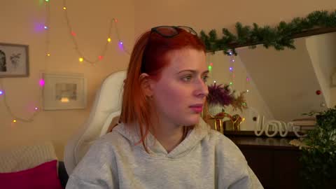 Your doll Lesli online show from 12/24/24, 02:33