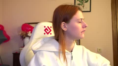 Your doll Lesli online show from 02/13/25, 02:20