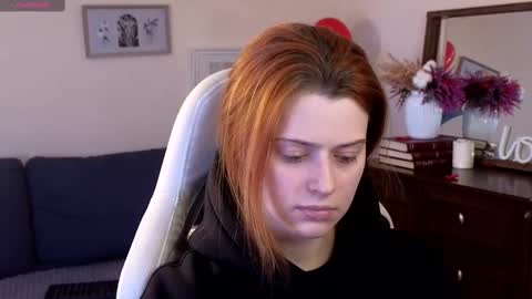 Your doll Lesli online show from 02/25/25, 02:22