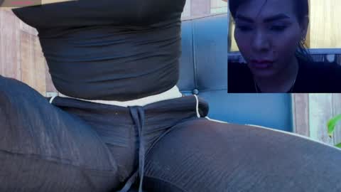 doll_lorenn26 online show from 05/10/26, 06:13