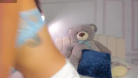 doll_meyleer22 online show from 10/20/25, 11:32