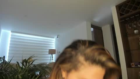 Snapshot of doll_oriana chatting on 06/17/26, 08:43 doll_oriana online show from 06/17/26, 08:43