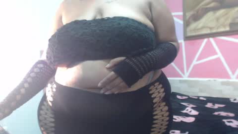 doll rihana online show from 03/30/26, 09:38