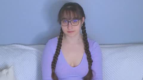 Snapshot of doll_tessa chatting on 03/04/26, 04:35 Tessa online show from 03/04/26, 04:35