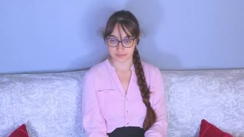 Tessa online show from 06/30/26, 09:21