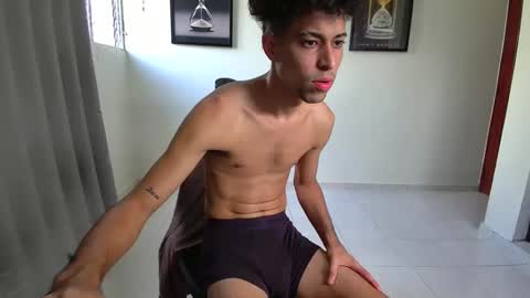 DollarHot30 online show from 12/22/25, 07:55