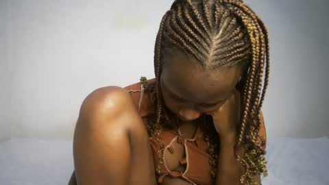 dollberry online show from 02/04/25, 11:27