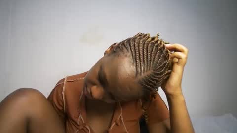 dollberry online show from 02/05/25, 10:55