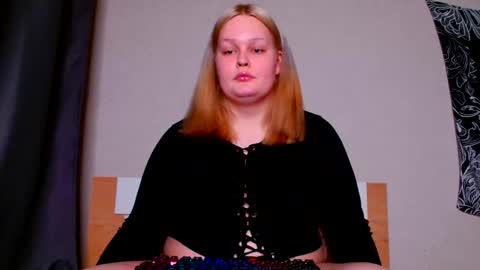 Miss Rose online show from 06/07/26, 11:08