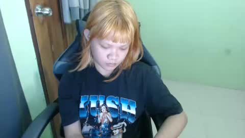 Snapshot of dollhousemariamadness chatting on 05/04/26, 08:10 maria online show from 05/04/26, 08:10
