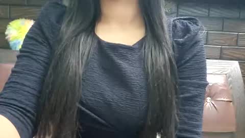 Snapshot of dollmeenu chatting on 01/11/26, 09:03 dollmeenu online show from 01/11/26, 09:03