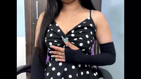 Snapshot of dollmeenu chatting on 02/14/26, 09:06 dollmeenu online show from 02/14/26, 09:06