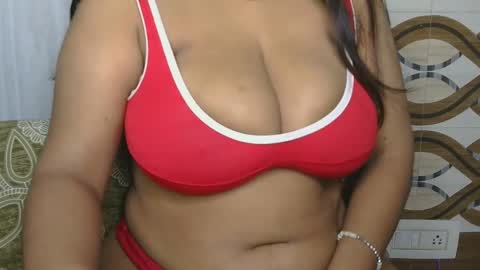 Snapshot of dolly_2 chatting on 02/04/25, 04:26 dolly_2 online show from 02/04/25, 04:26