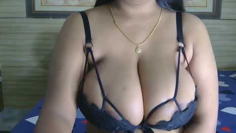 Snapshot of dolly_2 chatting on 02/23/25, 04:50 dolly_2 online show from 02/23/25, 04:50