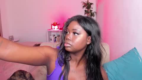 Snapshot of dolly_paige chatting on 01/17/25, 10:44 emily -- online show from 01/17/25, 10:44