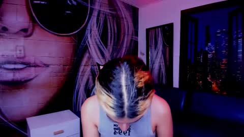 Snapshot of dolly_pocket chatting on 03/12/26, 09:10 Dolly pocket online show from 03/12/26, 09:10