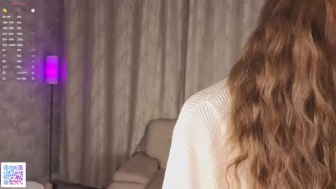 Emilia online show from 11/27/25, 04:14