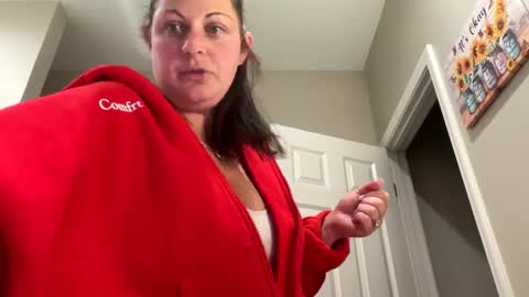 Snapshot of dollydimplez chatting on 03/03/25, 04:35 Dolly online show from 03/03/25, 04:35