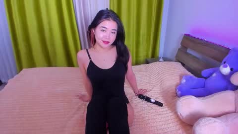 Snapshot of dollyiaa chatting on 10/24/25, 02:02 Dollya online show from 10/24/25, 02:02