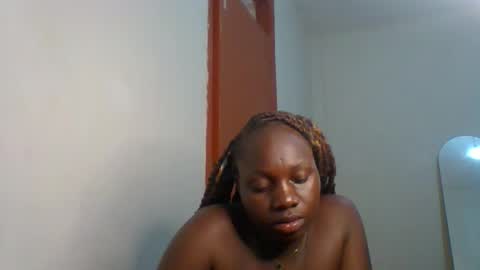 dollyvee online show from 04/15/26, 06:15