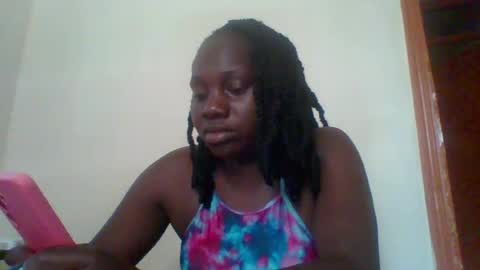 Snapshot of dollyvee chatting on 07/17/26, 09:38 dollyvee online show from 07/17/26, 09:38