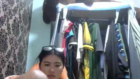 Snapshot of dolores0130 chatting on 11/13/25, 05:56 Dolores online show from 11/13/25, 05:56