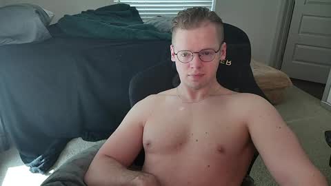Snapshot of doloresman chatting on 05/26/26, 03:19 doloresman online show from 05/26/26, 03:19