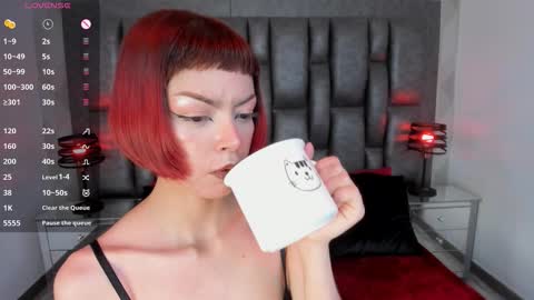 Dolly online show from 10/02/25, 08:27