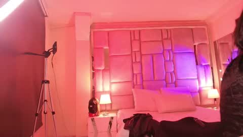 dom_veneno online show from 01/18/26, 08:07