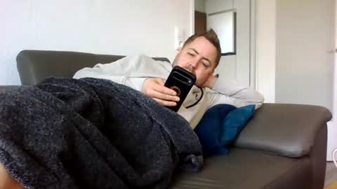 Snapshot of dombio_12 chatting on 03/01/26, 01:13 dombio_12 online show from 03/01/26, 01:13