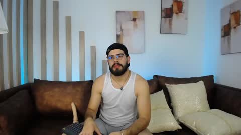 Snapshot of domboy_ chatting on 06/02/26, 08:44 domboy online show from 06/02/26, 08:44