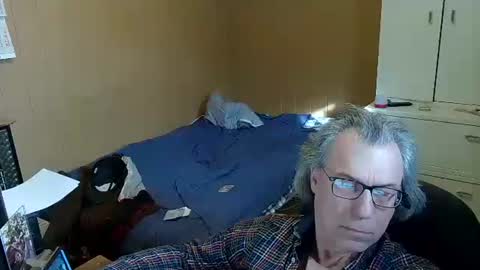 domiande online show from 01/27/25, 11:54