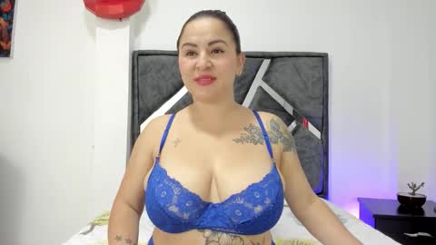 Snapshot of domina0 chatting on 03/24/26, 11:48 domi online show from 03/24/26, 11:48
