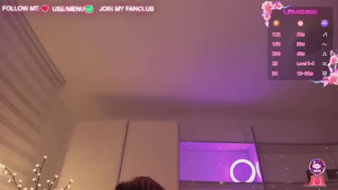 Snapshot of domina_deivis chatting on 01/06/25, 05:19 I WILL BE BACK ON WEDNESDAY DECEMBER 4 0100AM COLOMBIA TIME online show from 01/06/25, 05:19