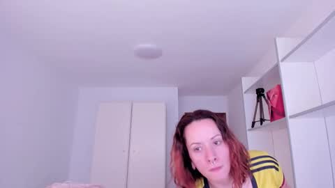 Snapshot of domina_deivis chatting on 10/08/25, 08:01 I WILL BE BACK ON WEDNESDAY DECEMBER 4 0100AM COLOMBIA TIME online show from 10/08/25, 08:01