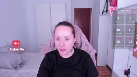 Snapshot of domina_deivis chatting on 10/14/25, 11:33 I WILL BE BACK ON WEDNESDAY DECEMBER 4 0100AM COLOMBIA TIME online show from 10/14/25, 11:33