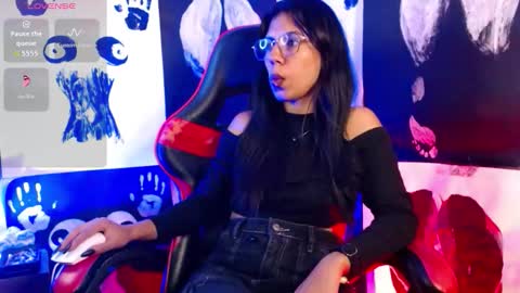 Snapshot of domina_lia chatting on 03/25/26, 02:06 Domina Lia online show from 03/25/26, 02:06
