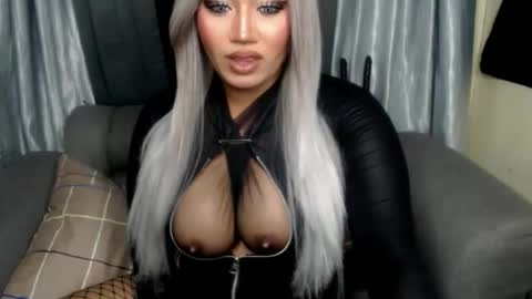 Snapshot of dominant10inchcock chatting on 11/07/25, 11:21 dominant10inchcock online show from 11/07/25, 11:21