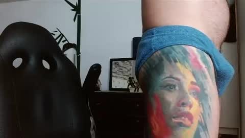 Logan - INDEPENDET MODEL online show from 06/25/26, 11:09