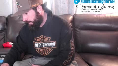 Snapshot of dominatingher69 chatting on 01/15/25, 05:05 dominatingher69 online show from 01/15/25, 05:05