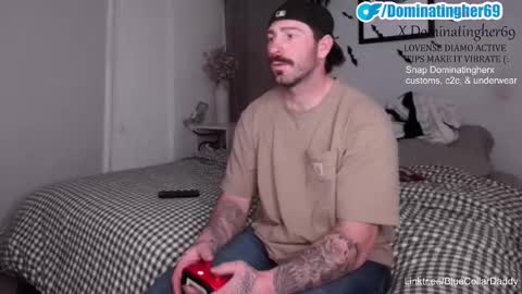 Snapshot of dominatingher69 chatting on 11/24/25, 12:10 dominatingher69 online show from 11/24/25, 12:10