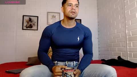 Snapshot of domincrodriguez_119 chatting on 10/07/25, 11:07 domincrodriguez_119 online show from 10/07/25, 11:07