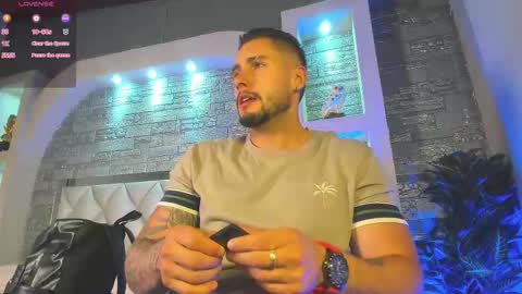 Snapshot of dominic_de_luca chatting on 10/14/25, 03:29 dominic de luca online show from 10/14/25, 03:29