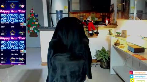 SANTI  independent model online show from 11/25/25, 02:11