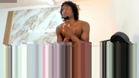 Snapshot of dominic_luxx chatting on 05/13/26, 02:14 Dominic online show from 05/13/26, 02:14