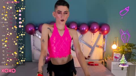 Snapshot of dominic_thailor chatting on 12/24/24, 02:54 Dominic online show from 12/24/24, 02:54