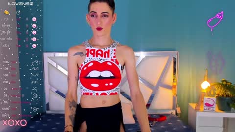 Snapshot of dominic_thailor chatting on 01/19/25, 05:39 Dominic online show from 01/19/25, 05:39